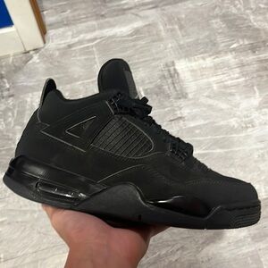 Jordan 4 black cat size 10.5 used